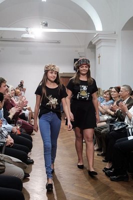 20181104162710-82a8f4b2-me