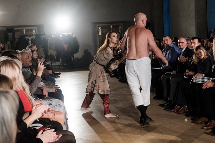 20181104193457-ce9fd8e9-me