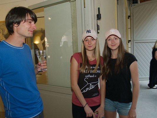 20170629235148-a192ea70-me