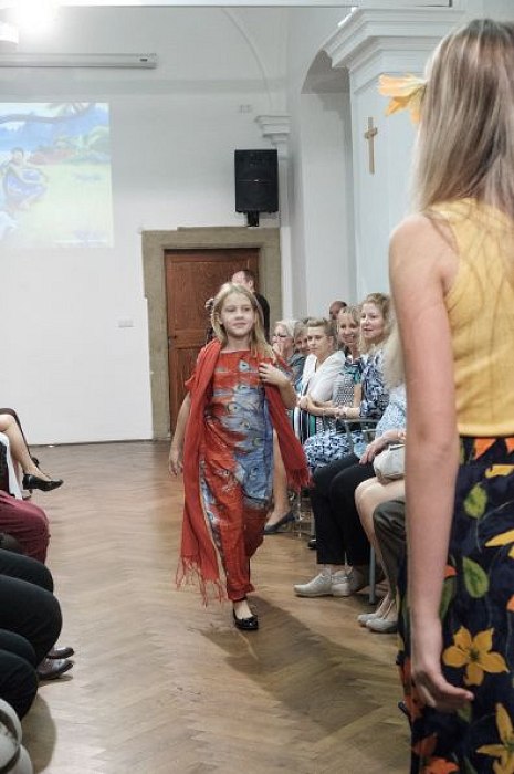 20181104164509-dd2684a9-me