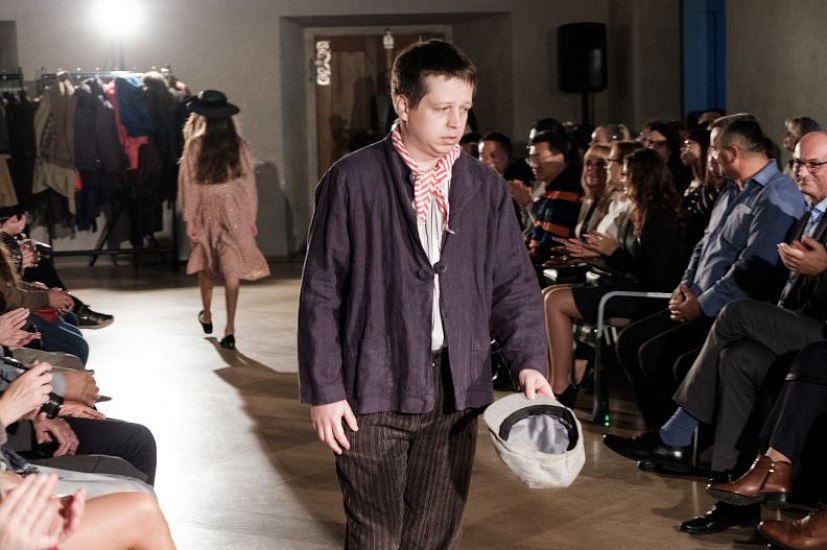 20181104194134-bbc2f25b-me