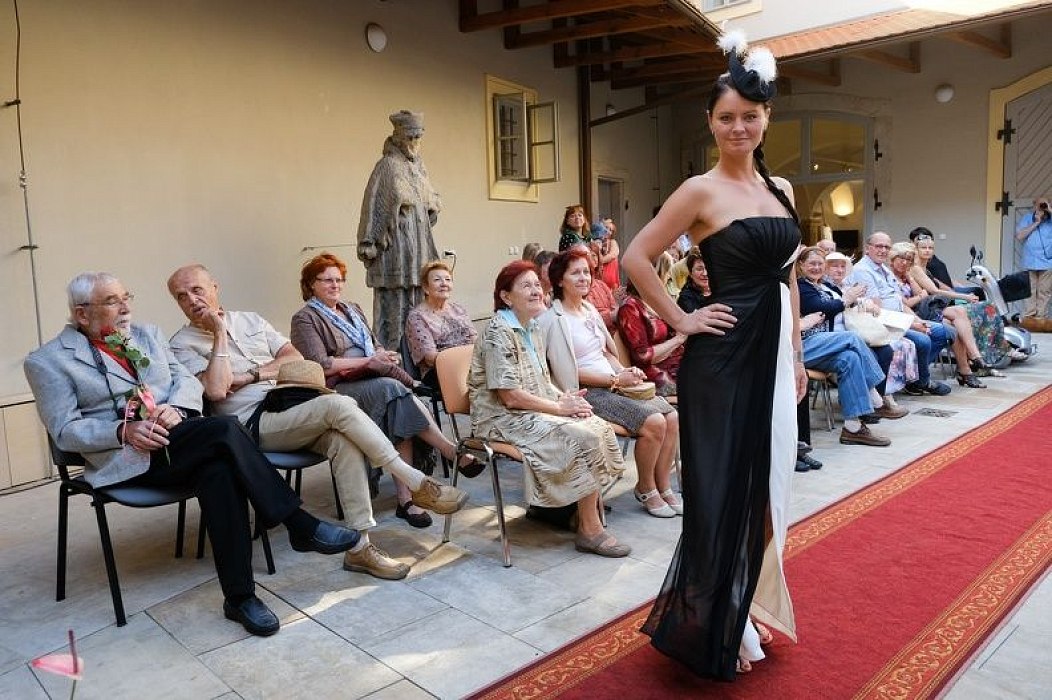 20170629231629-b56833d7-me