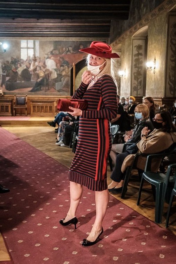 20201007132140-f1e35be8-la