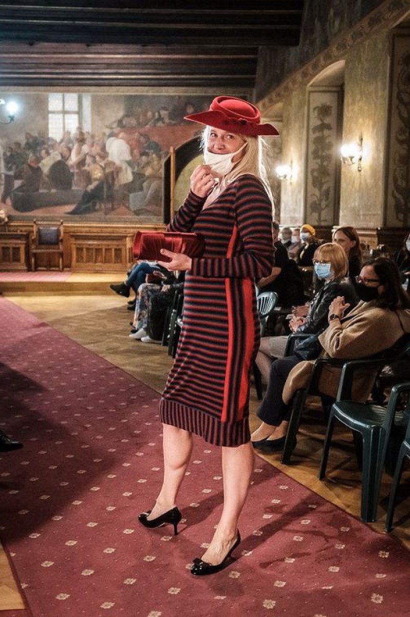 20201007132140-f1e35be8-la