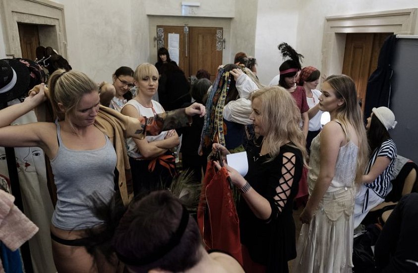 20181104192220-9908bd45-me