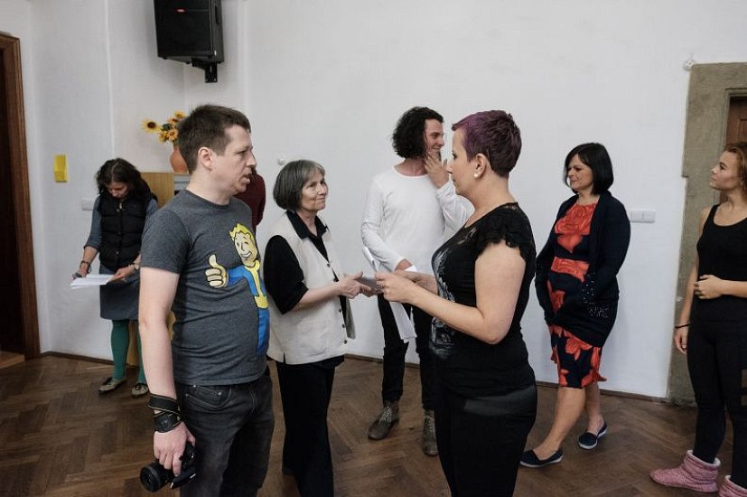 20181104145124-4fbb9562-me