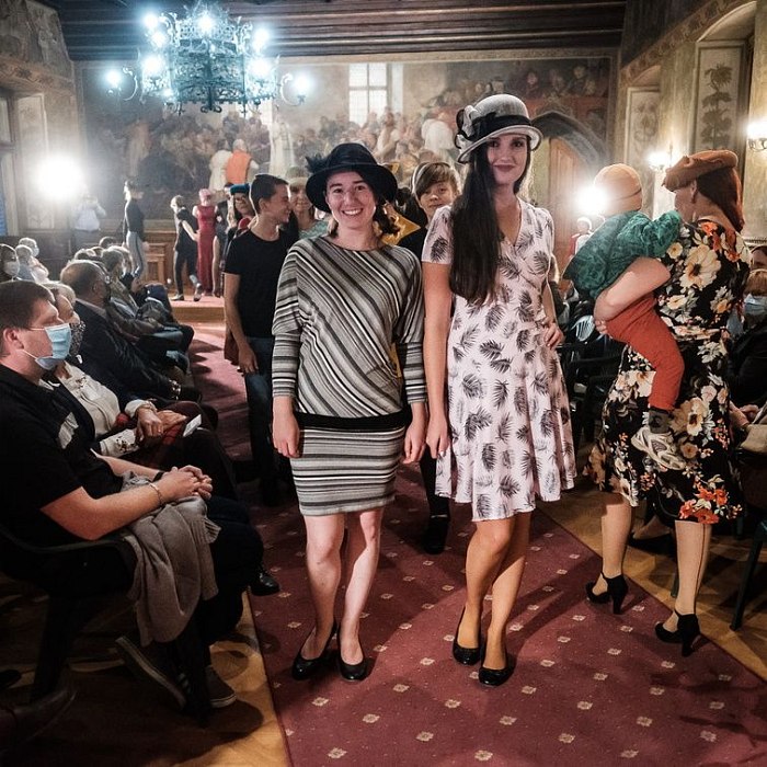 20201007132312-f3a02700-la