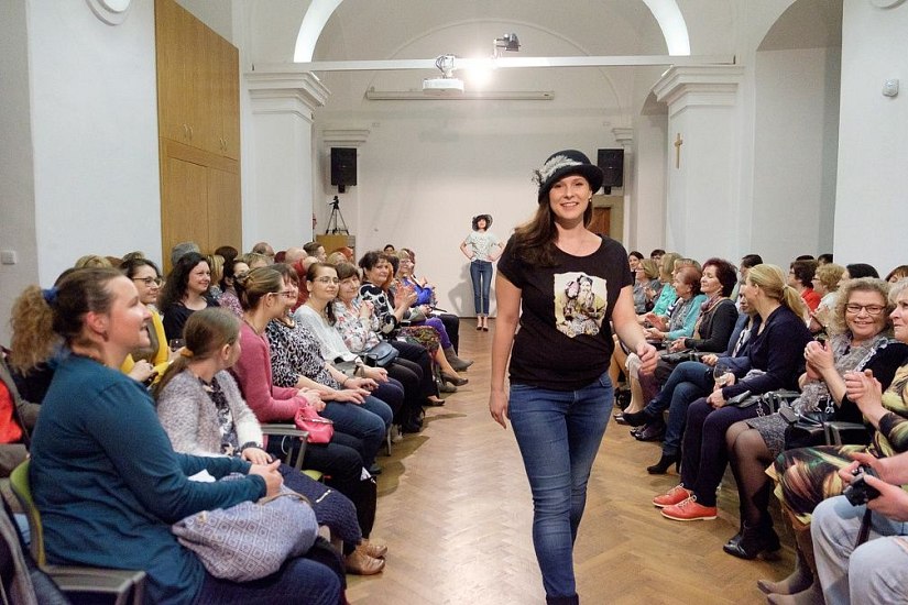 20170401172420-7785fdcd-la