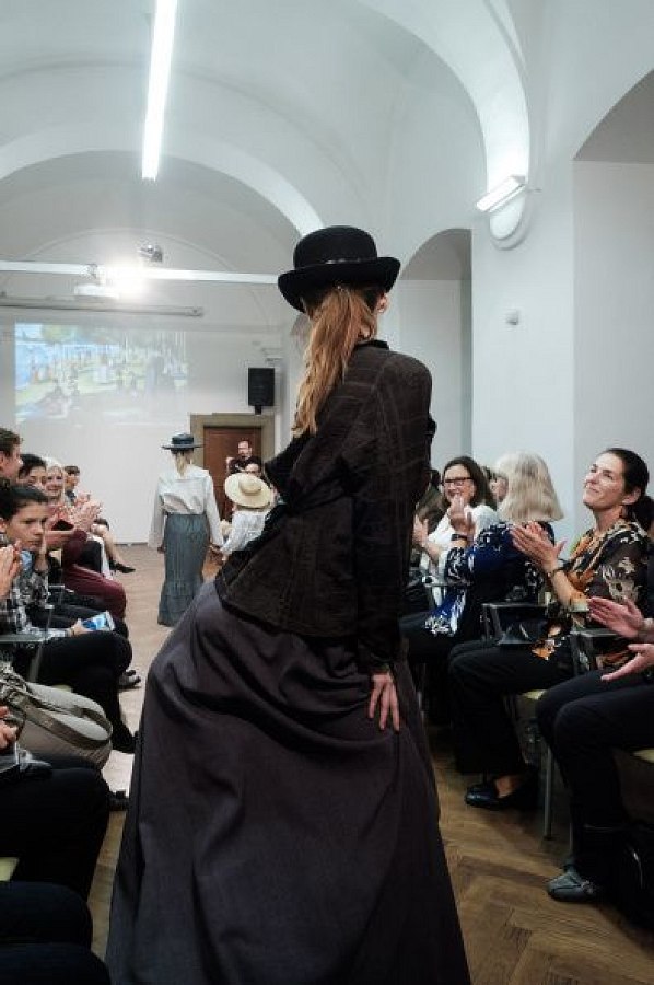 20181104164617-c68e4439-me